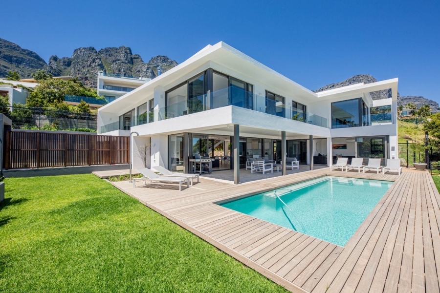 6 Bedroom Property for Sale in Camps Bay Western Cape